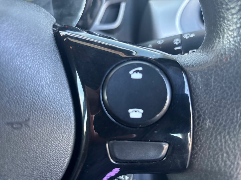 Peugeot 108 1.2 Puretech Roland Garros White #17