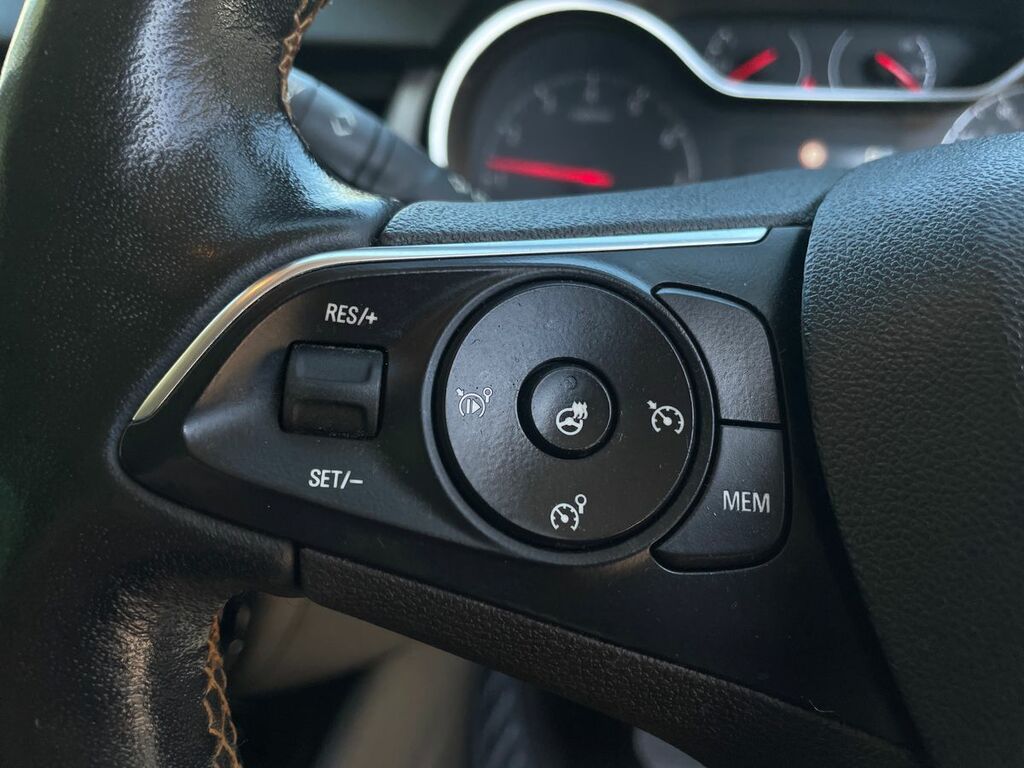 Vauxhall Crossland X Business Edition Nav Black #16