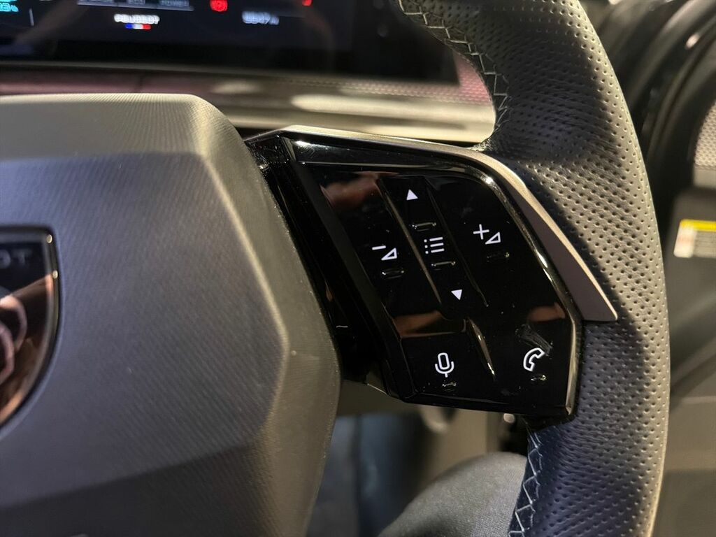 Peugeot 3008 1.2 Hybrid 145 Gt E-dsc6  #17