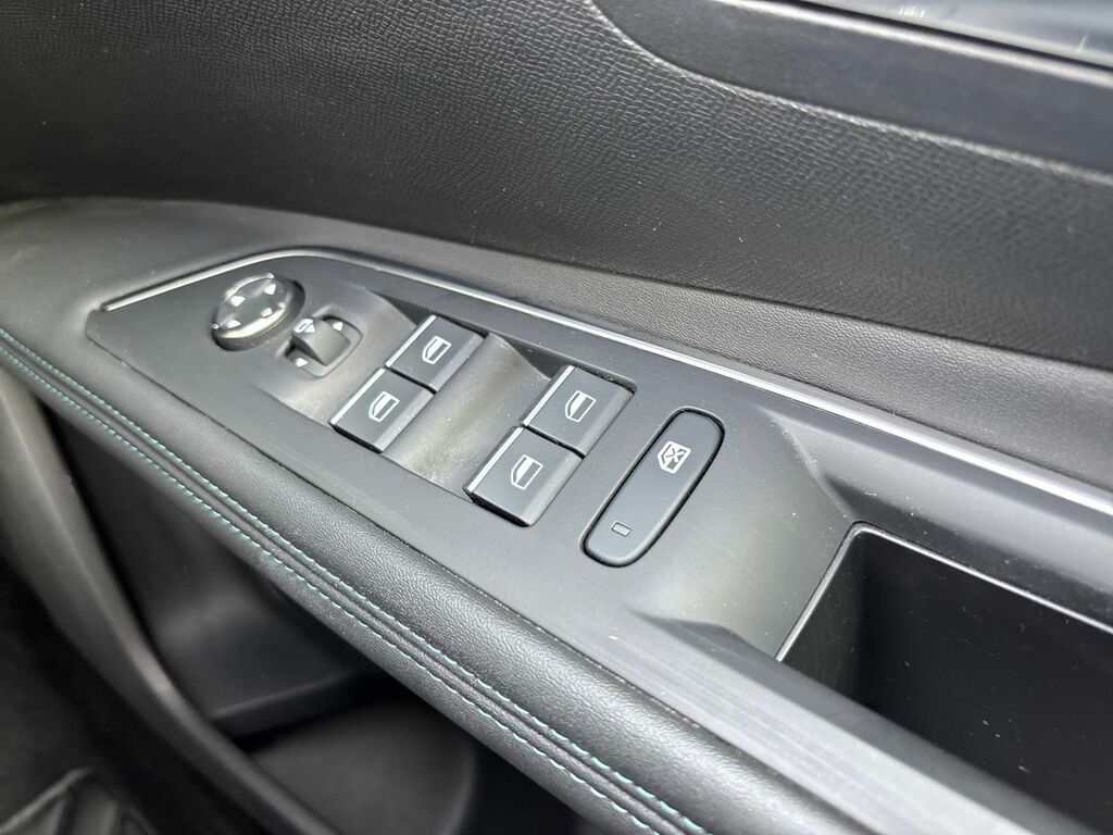 Peugeot 3008 1.2 Puretech Allure Eat8 White #20