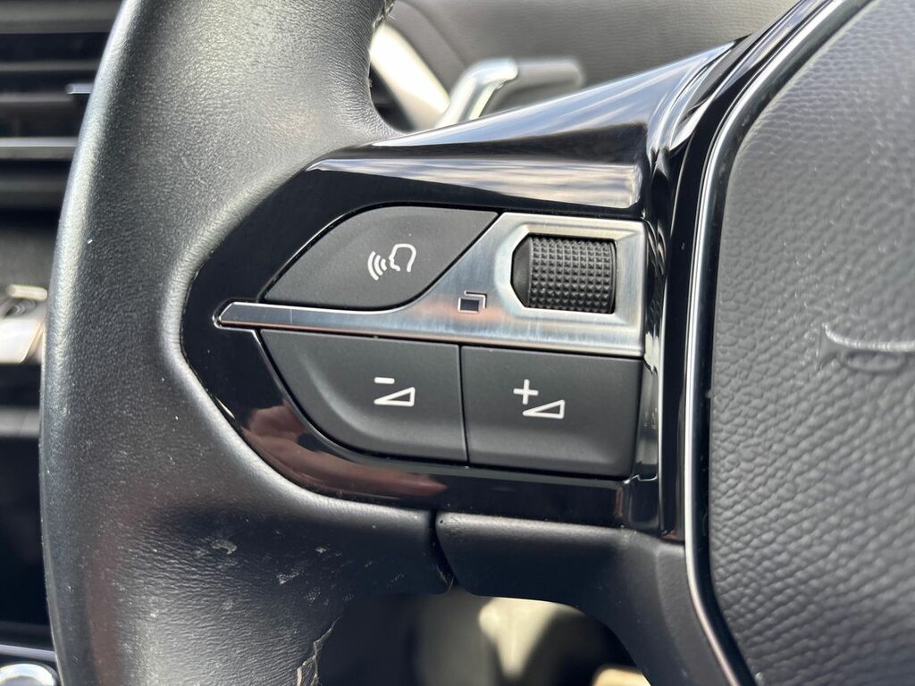 Peugeot 3008 1.2 Puretech Allure Eat8 White #16