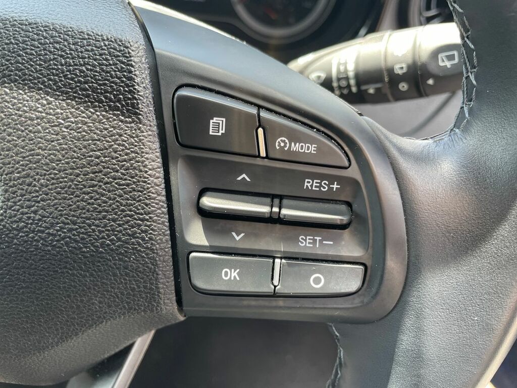 Hyundai I10 1.0 Se Connect Hatchback Euro 6 White #17