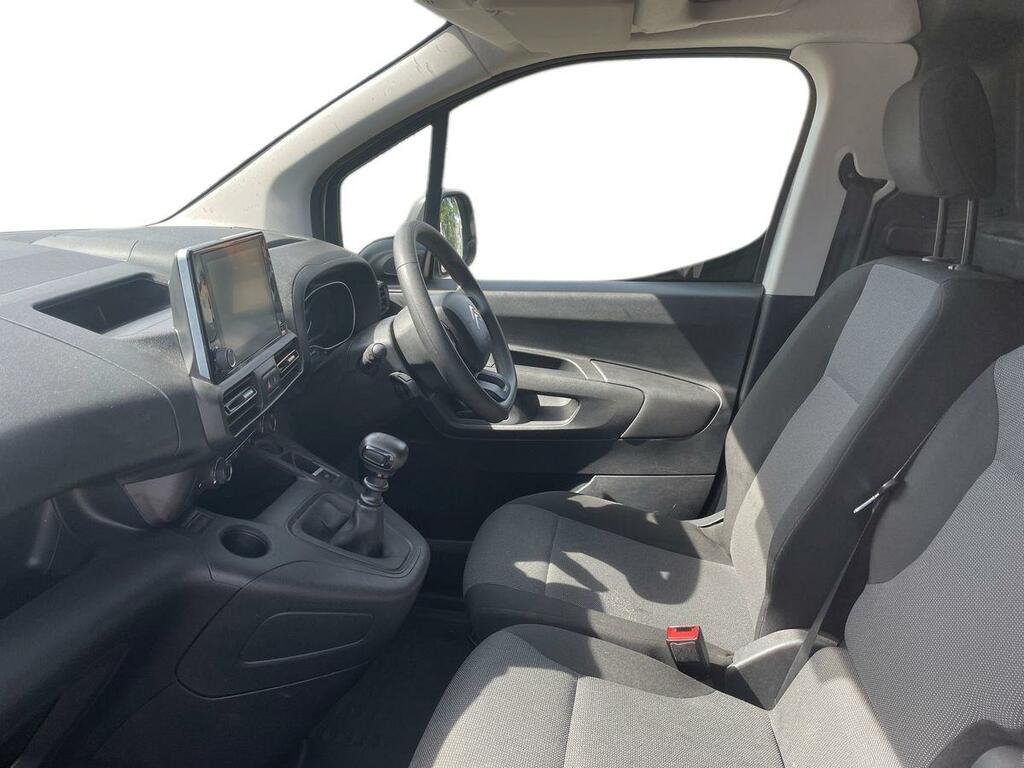 Citroen Berlingo 1.5 Bluehdi Feel 130Ps 5 Seat Eat8 Black #10
