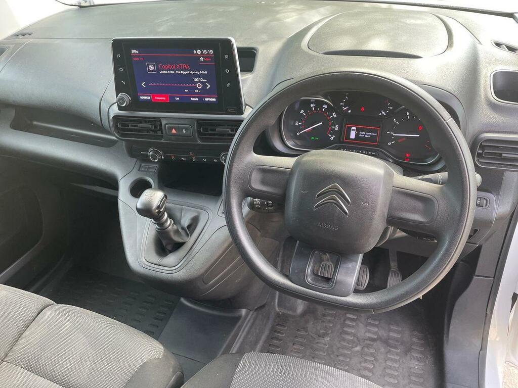 Citroen Berlingo 1.5 Bluehdi Feel 130Ps 5 Seat Eat8 Black #13