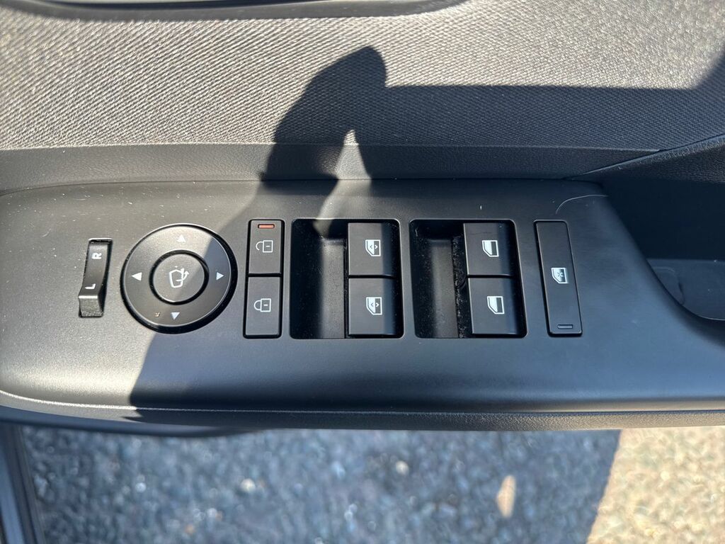 Hyundai Kona 1.6 Gdi Hybrid Ultimate Dct White #20