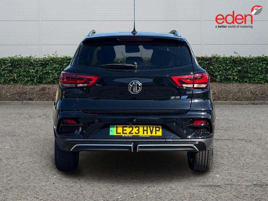 MG ZS Trophy Ev Black #6