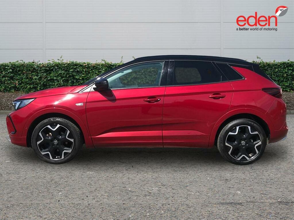 Vauxhall Grandland Ultimate Red #4