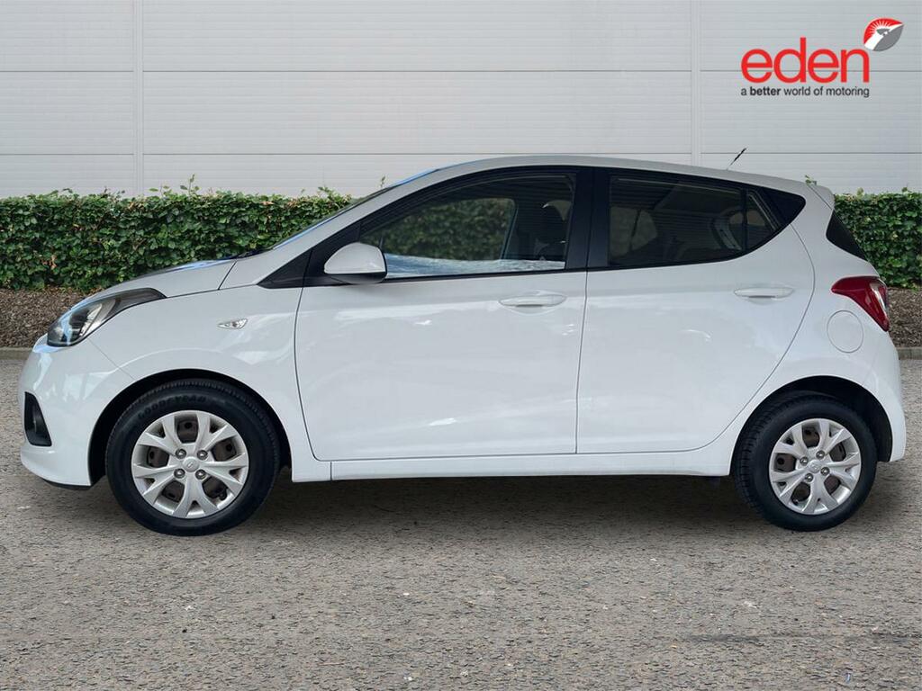Hyundai I10 Se White #4
