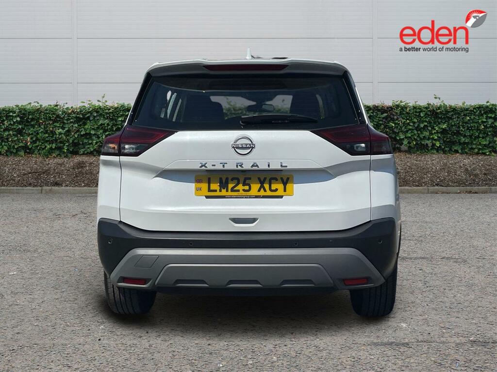 Nissan X-Trail Acenta Premium White #6