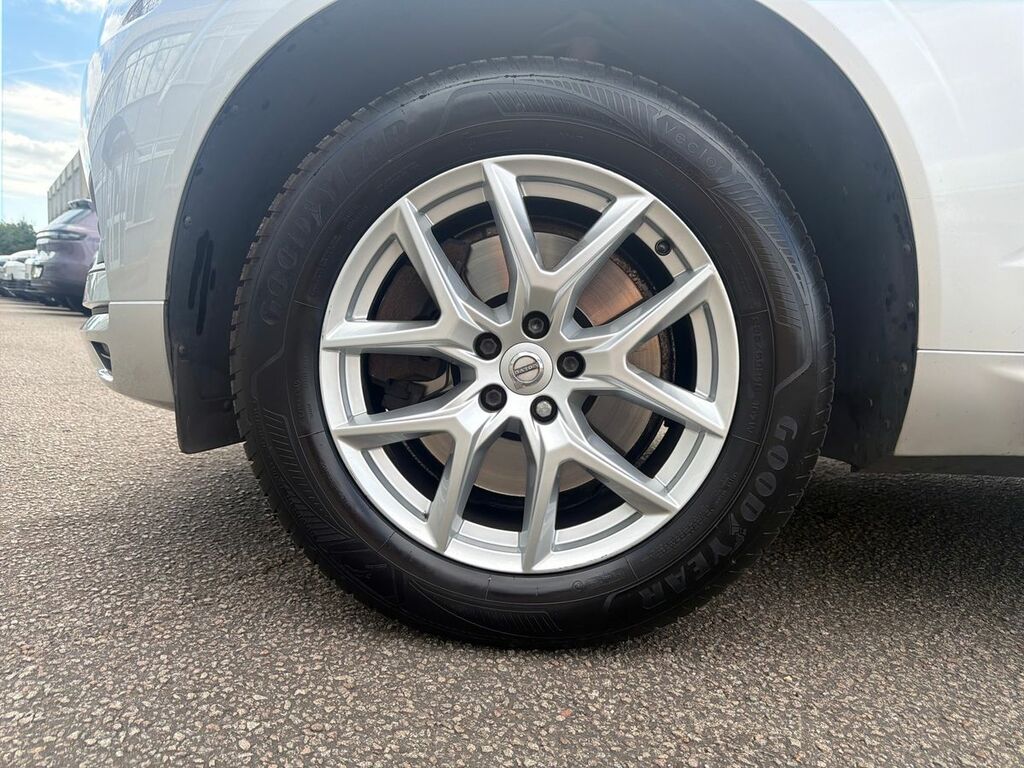 Volvo XC60 Recharge Inscription Pro, T8 Awd Plug-in Hybrid Silver #9
