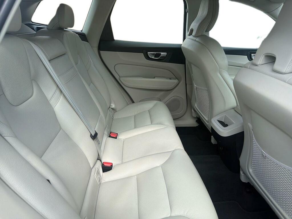 Volvo XC60 Recharge Inscription Pro, T8 Awd Plug-in Hybrid Silver #11