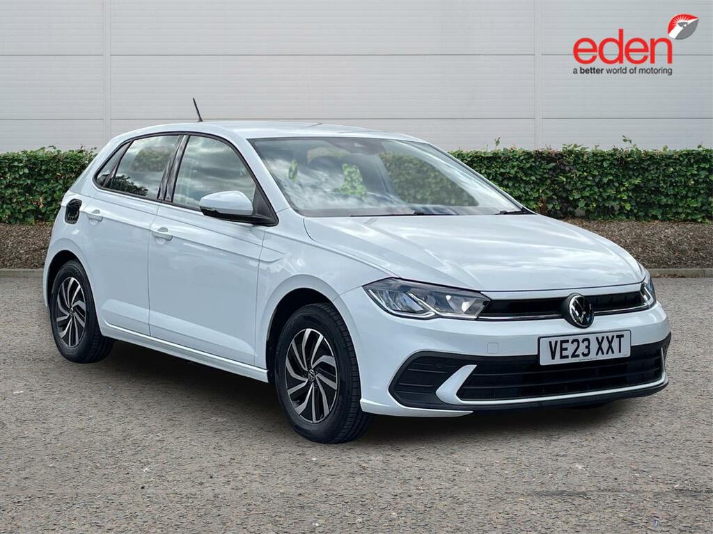 Volkswagen Polo Life White