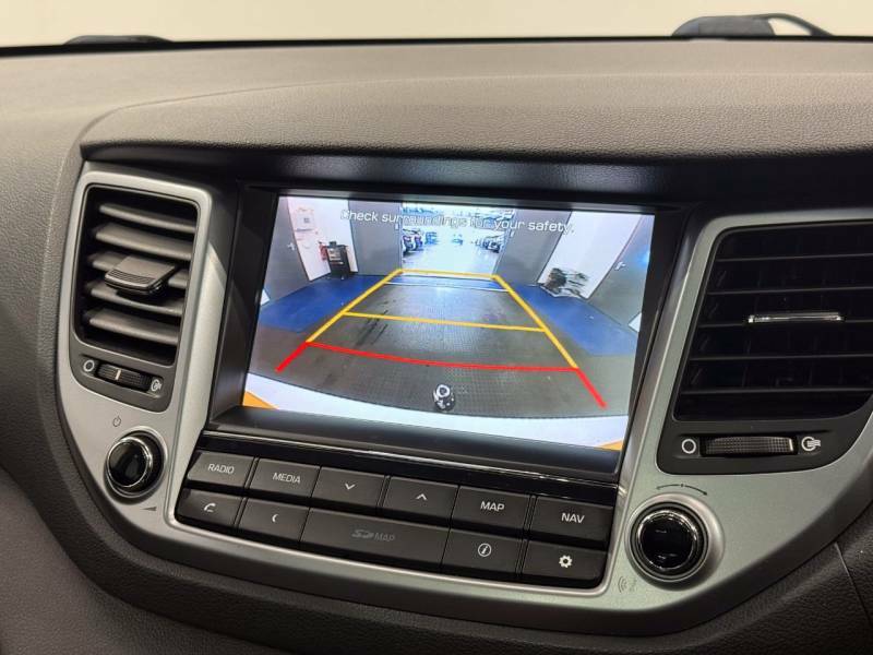 Hyundai Tucson 2.0 Crdi 185 Premium Se White #4