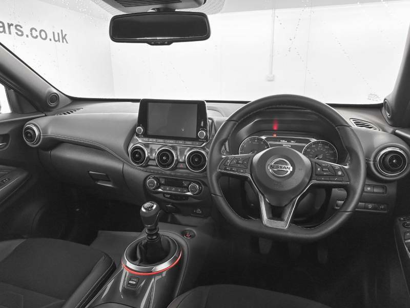 Nissan Juke 1.0 Dig-t Tekna Suv Euro 6 Ss Grey #2
