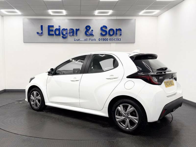 Toyota Yaris 1.5 Hybrid Icon Cvt White #4
