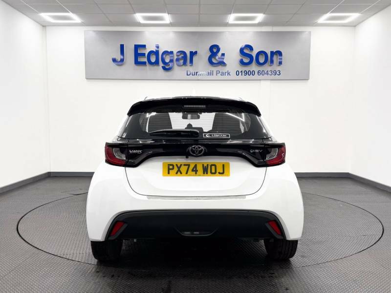 Toyota Yaris 1.5 Hybrid Icon Cvt White #5