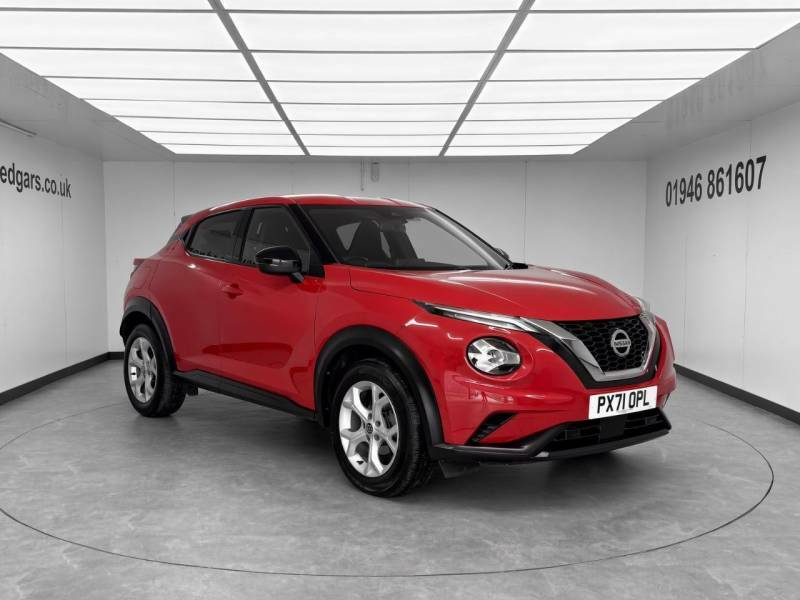 Nissan Juke 1.0 Dig-t 114 N-connecta Dct Red