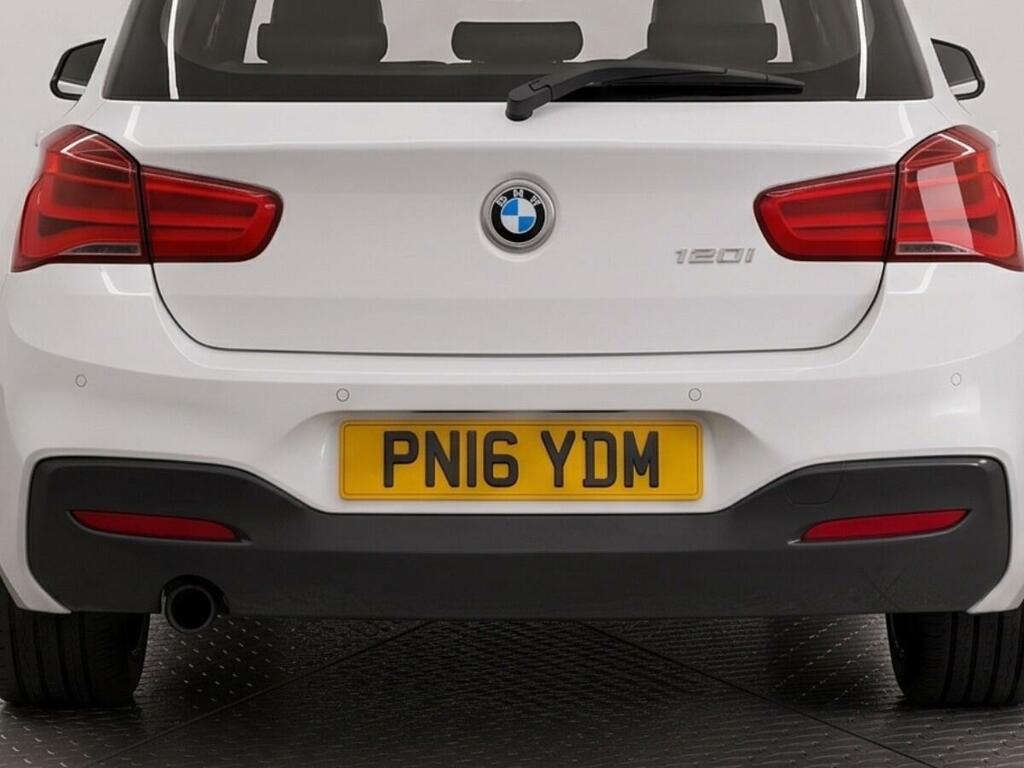 BMW 1 Series 118I M Sport White #42