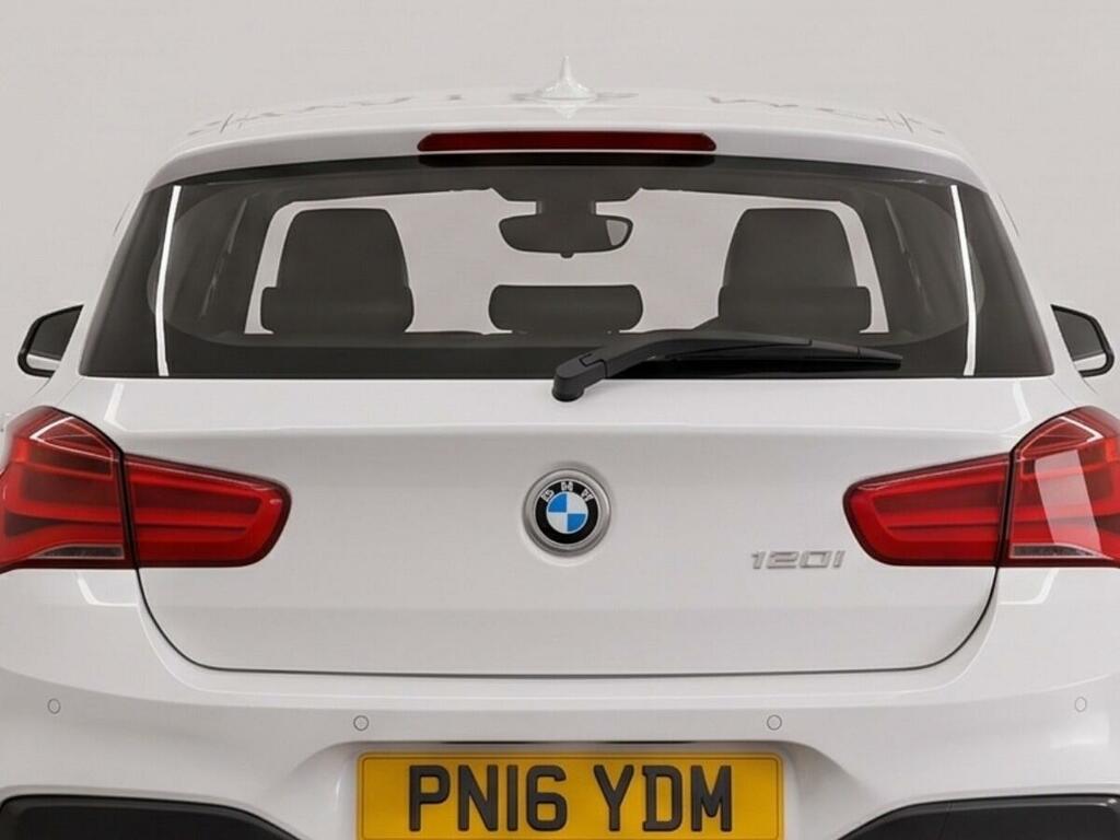 BMW 1 Series 118I M Sport White #41