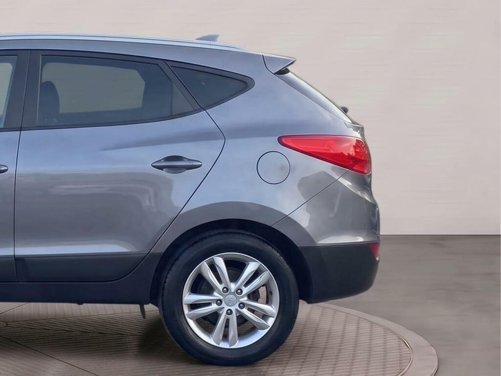 Hyundai Ix35 2.0 Crdi Premium 4Wd Fsh Sat Nav Pan Roof White #20