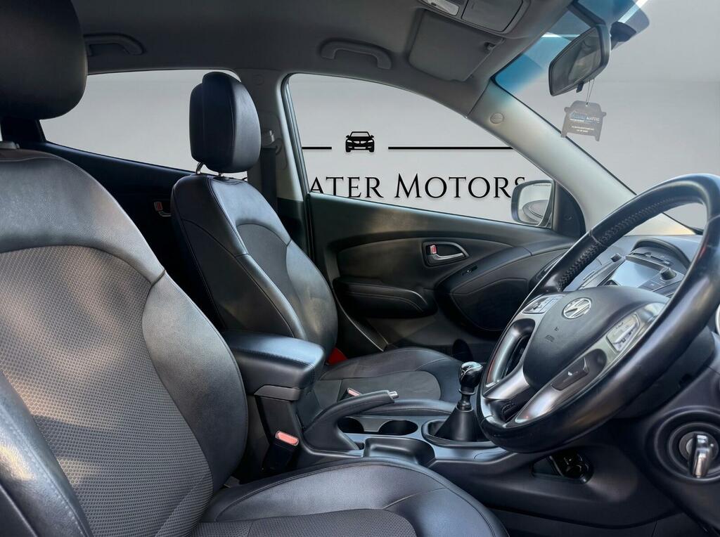 Hyundai Ix35 2.0 Crdi Premium 4Wd Fsh Sat Nav Pan Roof White #49