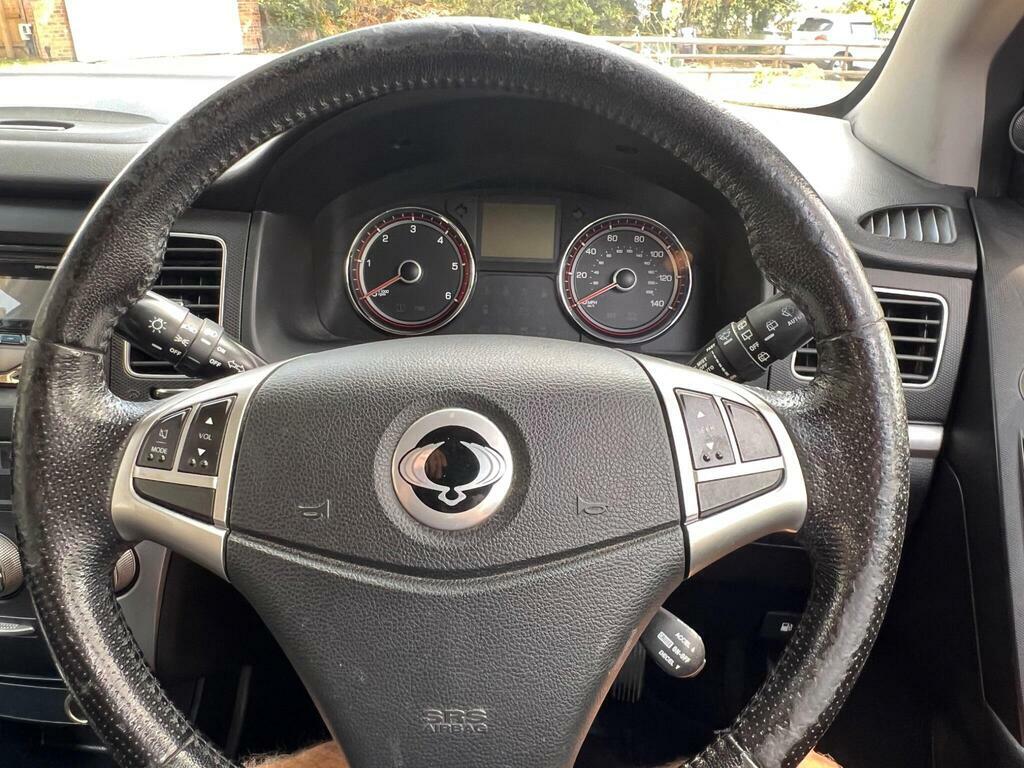 SsangYong Korando Sports 2.0Ex Doublecab 4Wd 4X4 Pickup 153Bhp No Va White #25