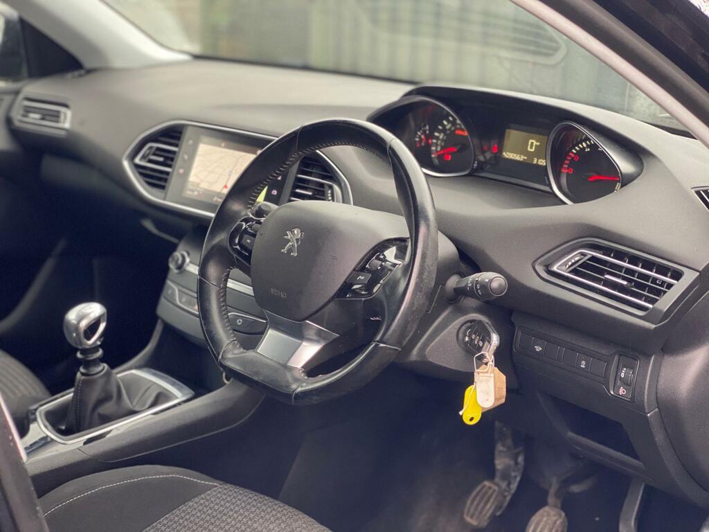Peugeot 308 SW 1.2 Puretech Allure Estate Eat Euro 6  #11