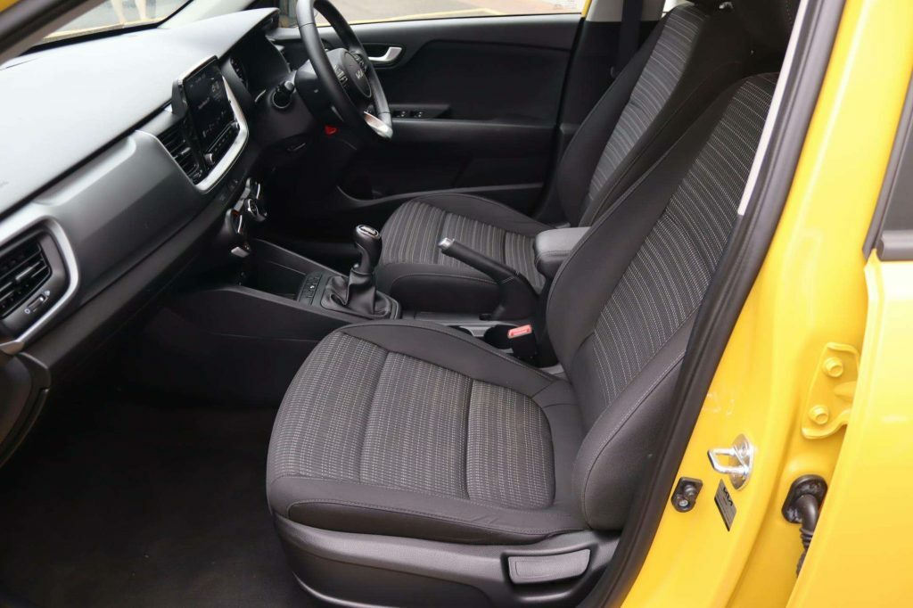 Kia Stonic 1.0 T-gdi 99 2 Isg Yellow #6
