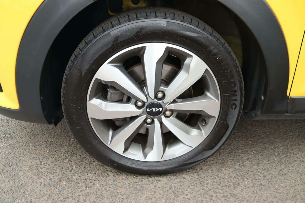 Kia Stonic 1.0 T-gdi 99 2 Isg Yellow #4