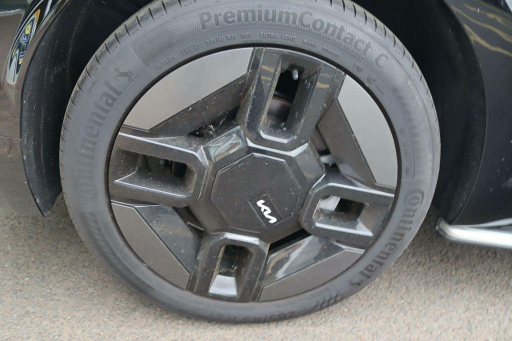 Kia EV9 99.8Kwh Air Suv Rwd 200 Bhp Black #16