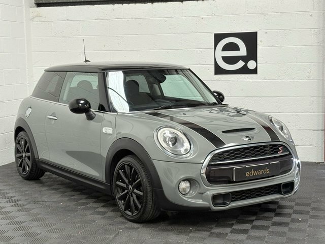 Mini Hatch 2.0 Cooper S Hatchback Steptronic Euro Grey