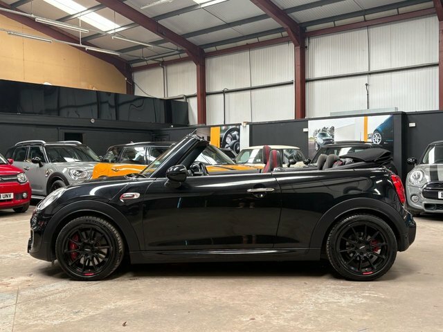 Mini Convertible 2.0 John Cooper Works Convertible Black #4