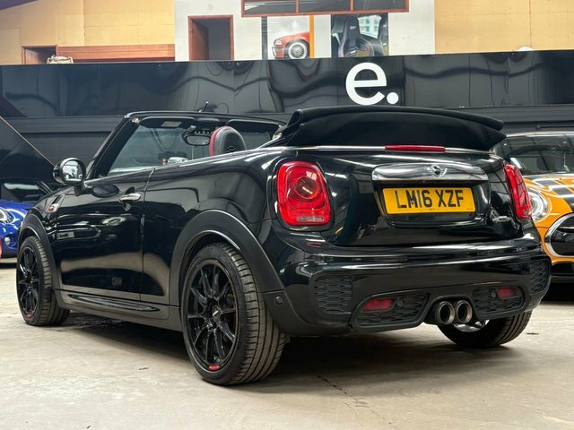 Mini Convertible 2.0 John Cooper Works Convertible Black #2