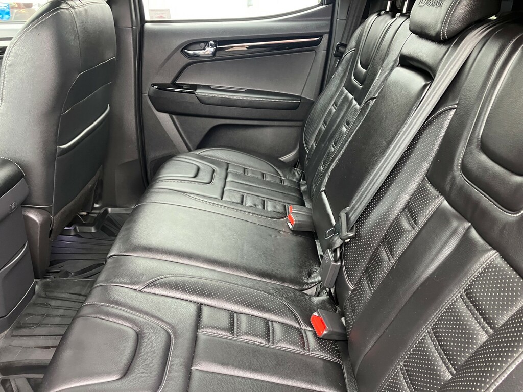 Isuzu D-Max 1.9 Td Blade Pickup Double Cab Red #6