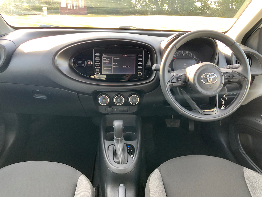 Toyota Aygo 1.0 X Edge Vvt-i Blue #14