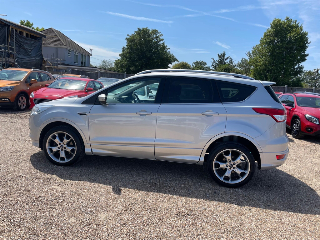 Ford Kuga 2.0 Tdci Titanium Sport Awd Euro 6 Ss LN66UUV #4