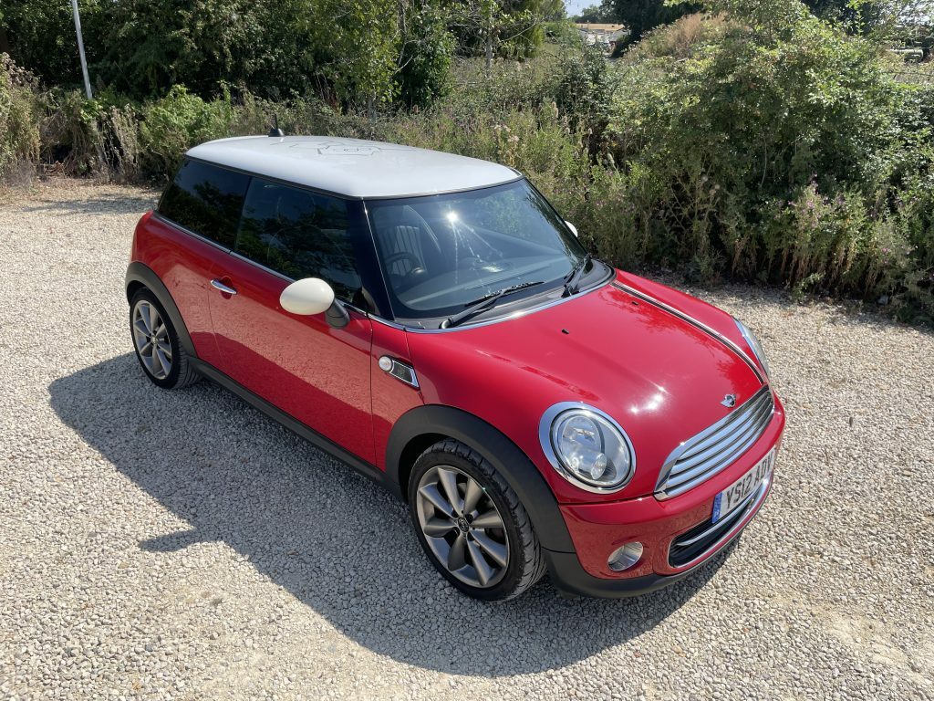 Mini Hatch 1.6 Cooper London 2012 - YS12ADV Red #2