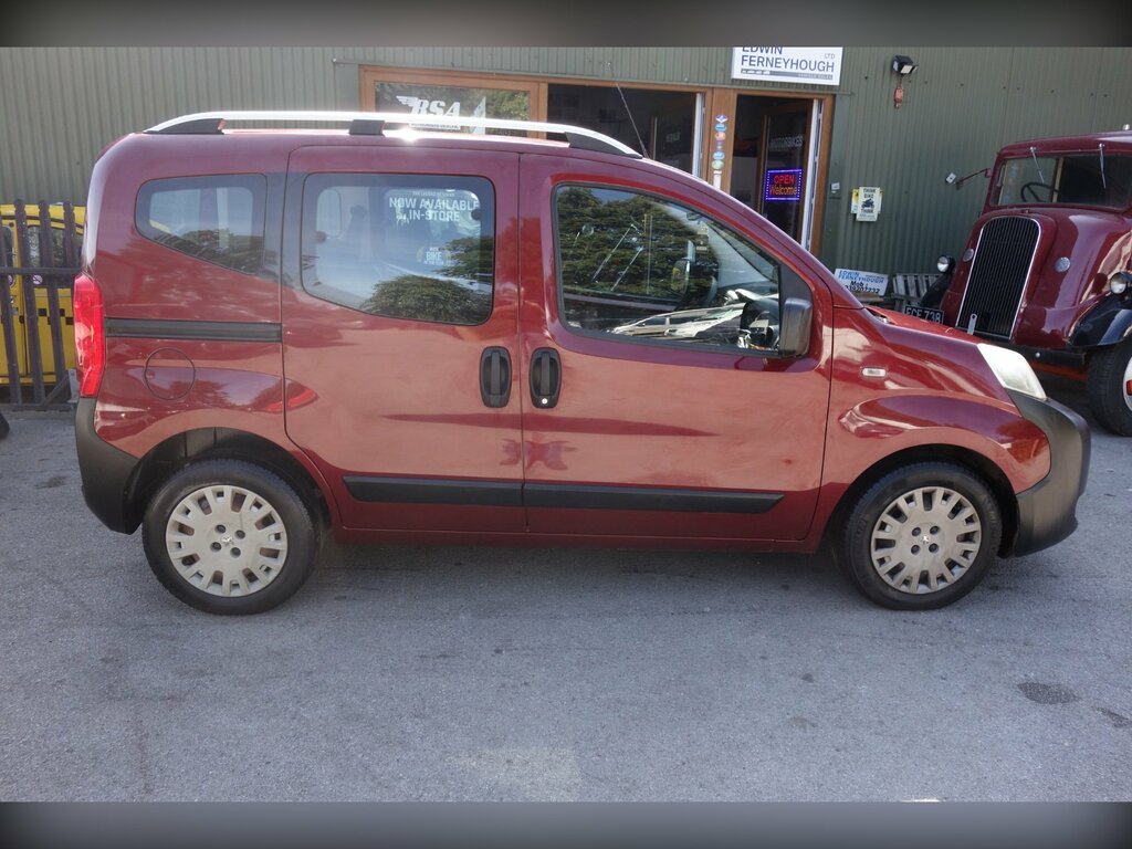 Peugeot Bipper Tepee 1.3 Hdi S Mpv Euro 5 75 Ps Red #2