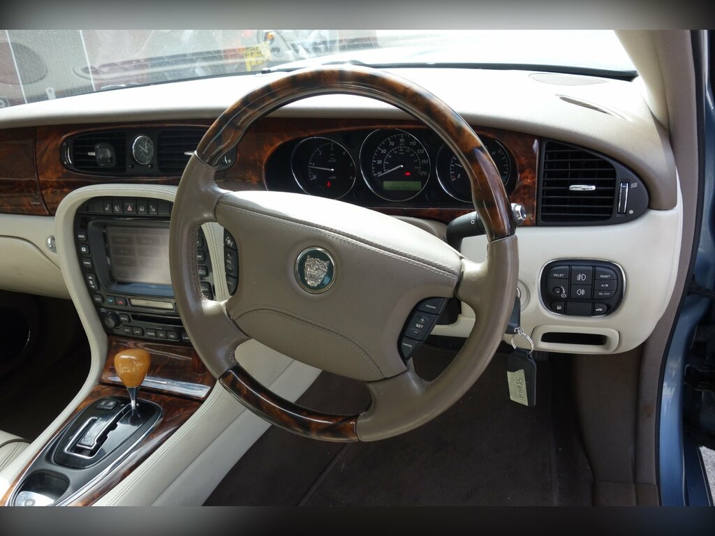 Jaguar XJ 2.7 Tdvi Sovereign Saloon 21 Blue #6