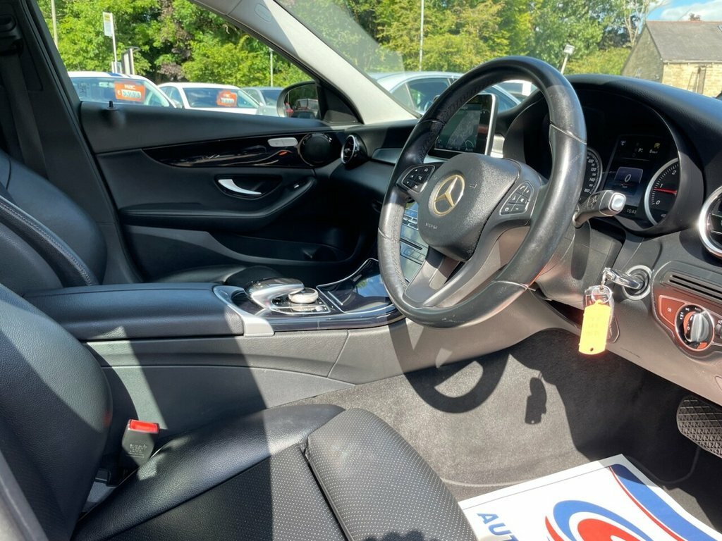 Mercedes-Benz C Class C220d Sport Premium 9G-tronic White #15