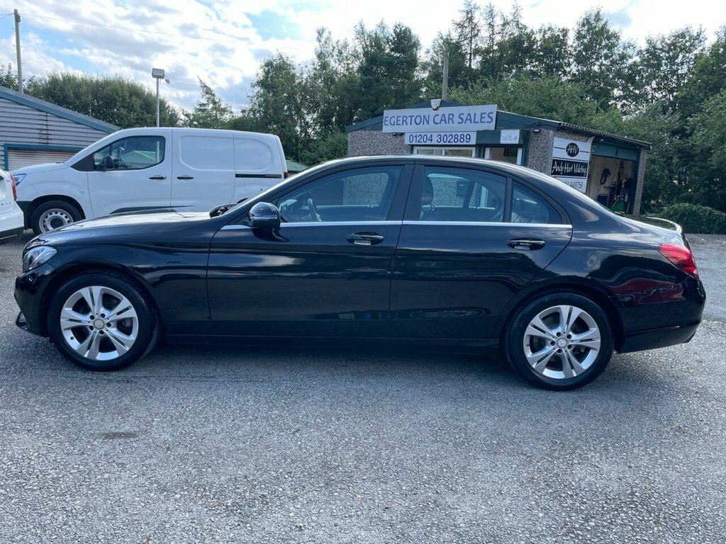 Mercedes-Benz C Class 2.1L Se Black #6