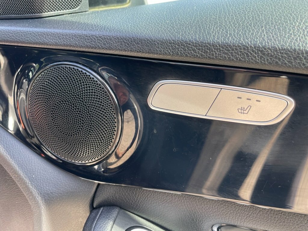 Mercedes-Benz C Class C220d Sport Premium 9G-tronic White #33
