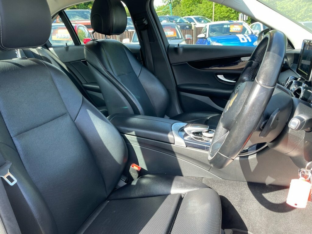 Mercedes-Benz C Class 2.1L Se Black #2
