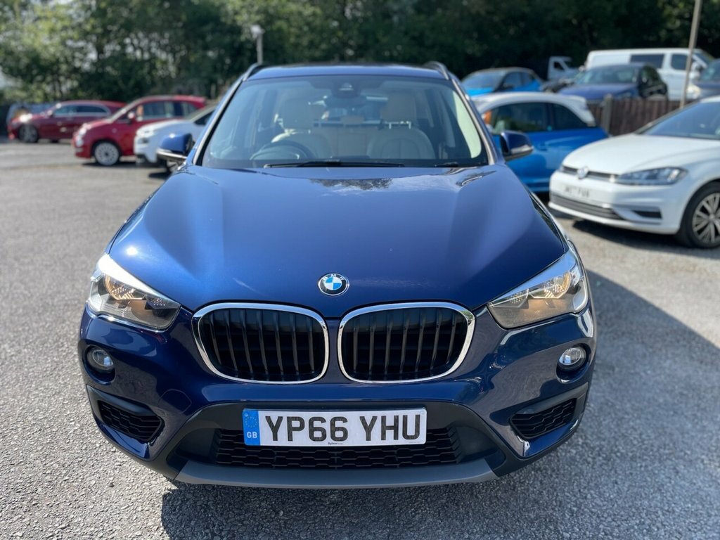 BMW X1 2L Se Blue #4