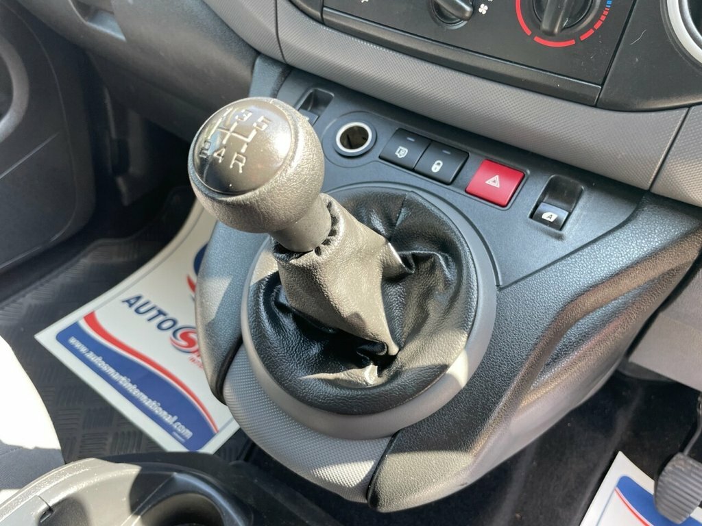 Peugeot Partner 1.6L 1.6 Hdi Professional L1 625 Swb White #26