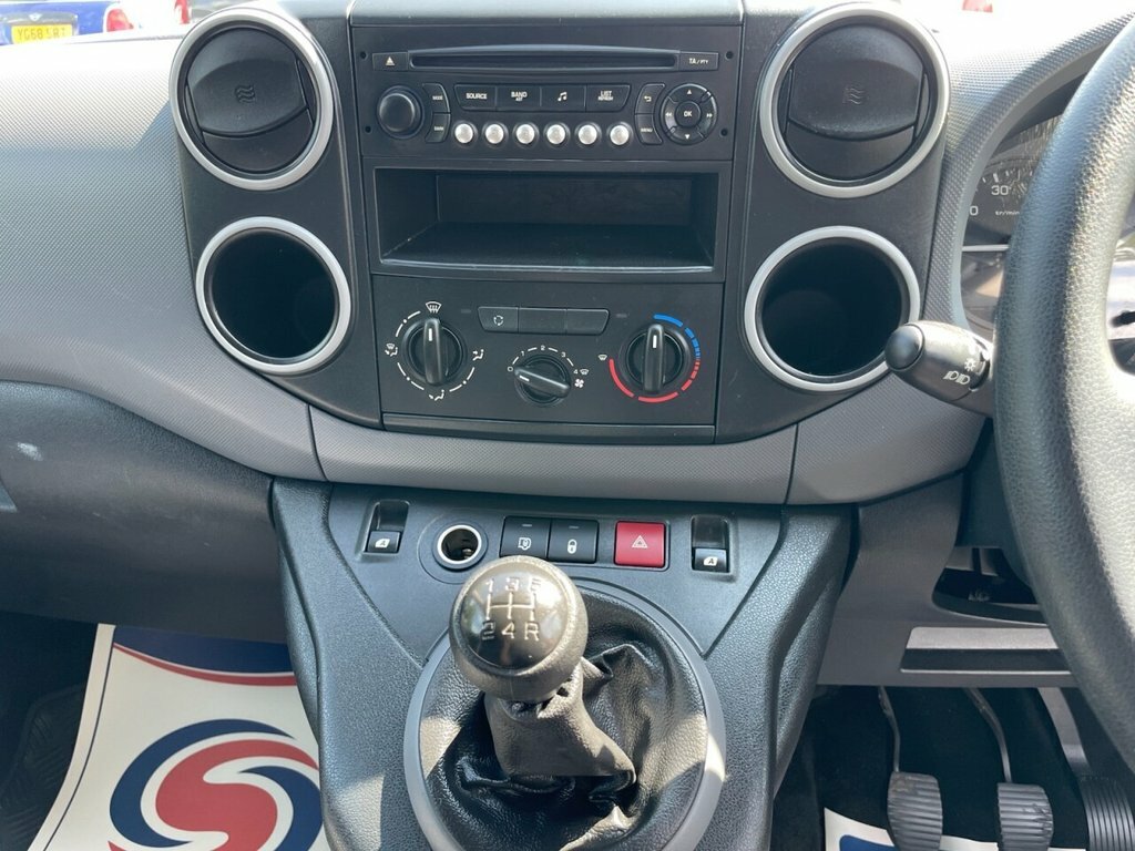 Peugeot Partner 1.6L 1.6 Hdi Professional L1 625 Swb White #24