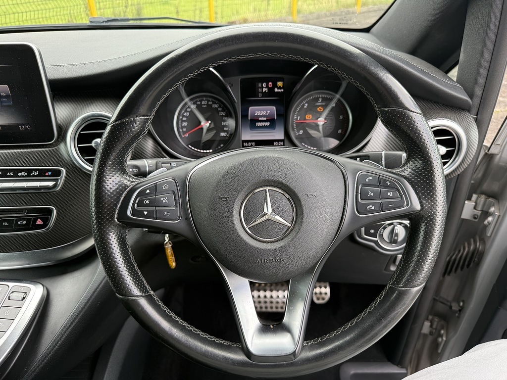 Mercedes-Benz V Class V220 Xlwb Bluetec Sport Silver #20