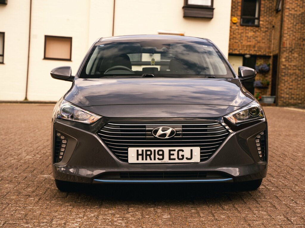 Hyundai Ioniq 1.6 H-gdi Gpf Se Hatchback Hybrid Dct E Grey #3