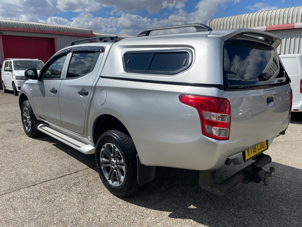 Mitsubishi L200 Double Cab Di-d 151 4Life 4Wd Pick Up Manua Silver #5