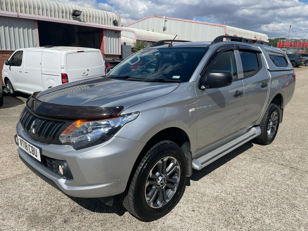 Mitsubishi L200 Pickup 2.4 Di-d Dc Barbarian 4Wd Euro 6 2018 Green #7